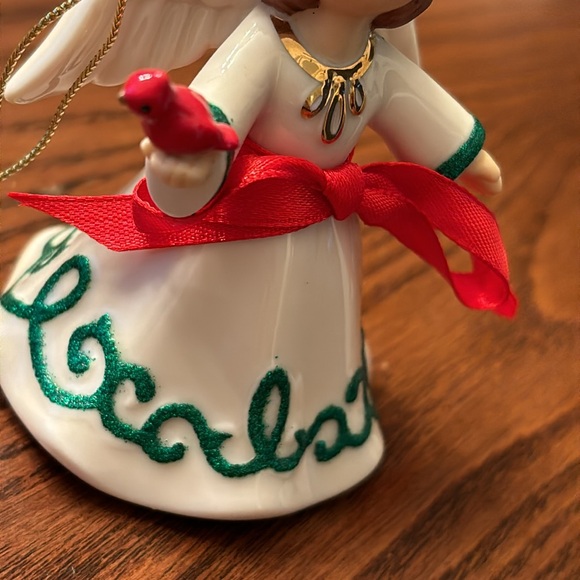NWOT! Lenox for the Holidays Christmas angel holding cardinal - Picture 6 of 8